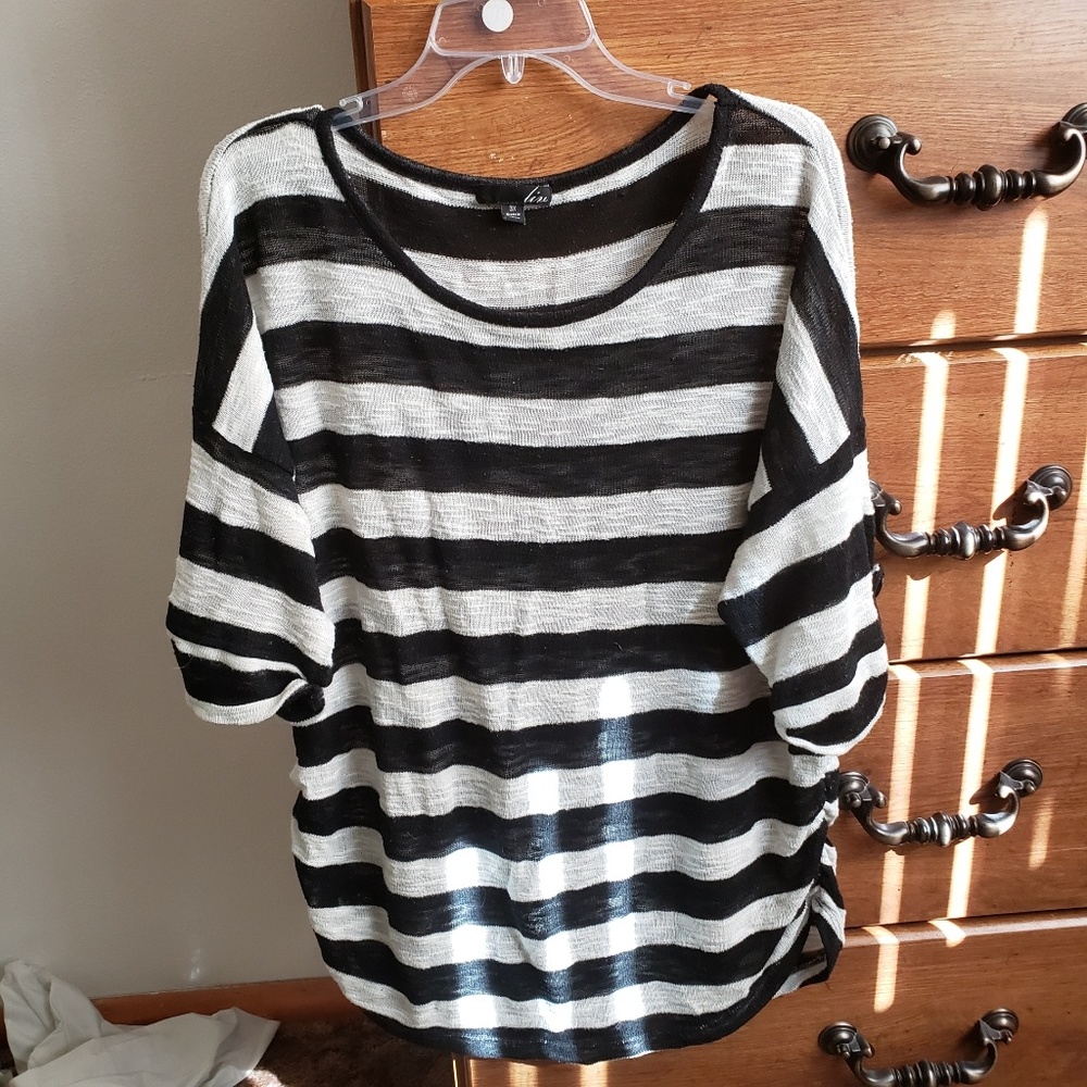 👋🏻Striped Knit Tunic Top